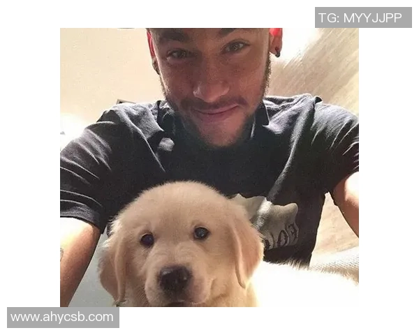 足球明星背后的感人故事与感动瞬间让人泪目与敬佩