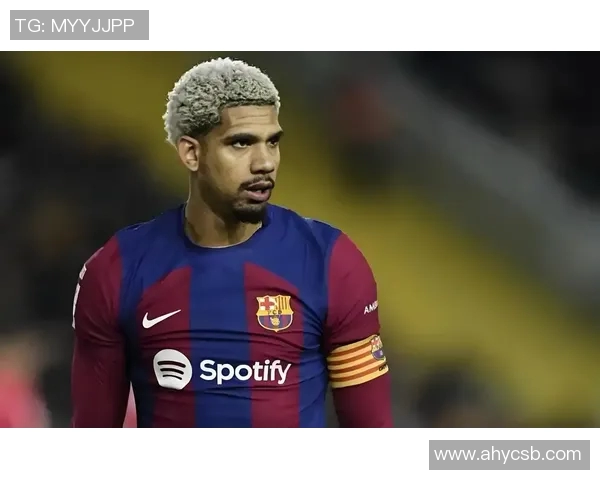 足球明星对巴萨的评价与看法分析及其影响力探讨